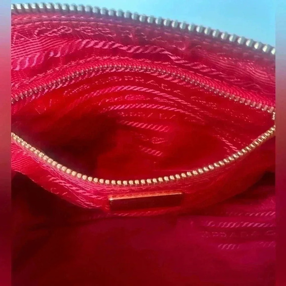 Authentic PRADA Pouch Canvas Red Women's - Picture 14 of 17